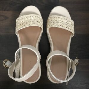 Old Navy Espadrille Platform Sandals Heeled Natural Floral Cream Beige
